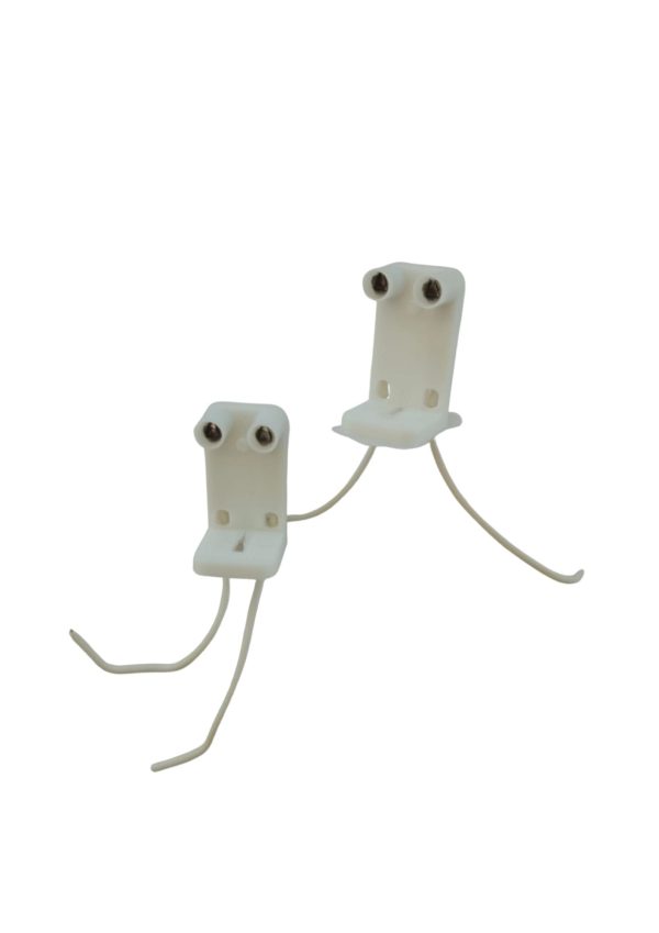 Zocalo flexible p/tubos con chicote x1